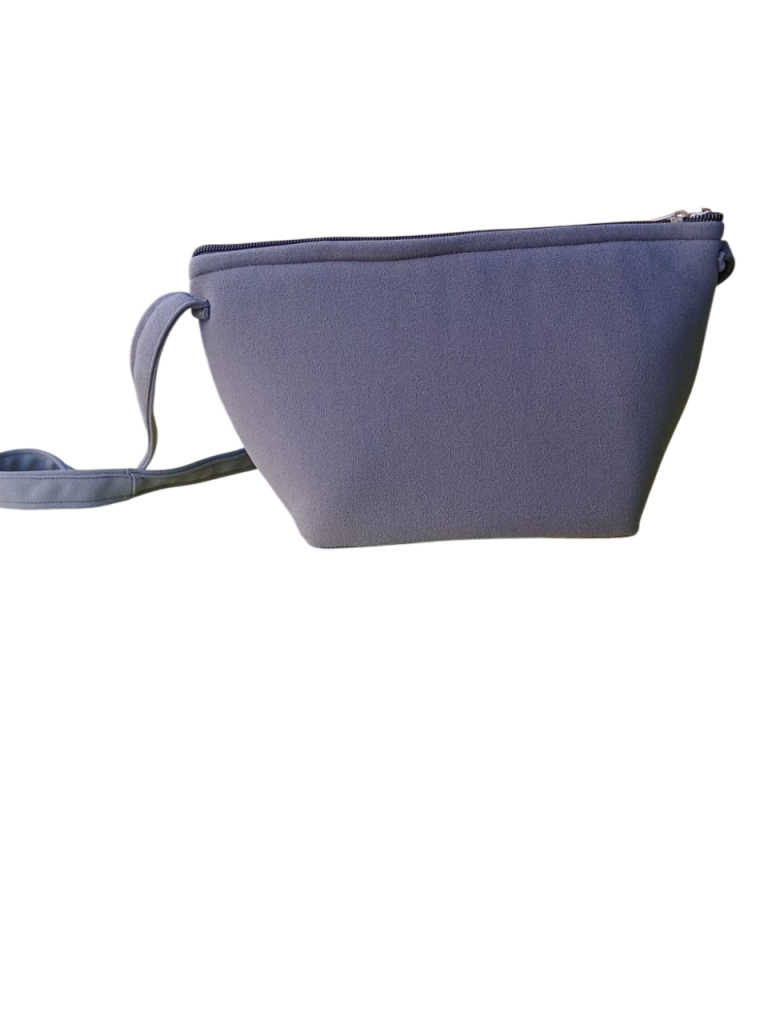 👜 Perfect For: The Office: Adding a splash of personality to professional wear. The Weekend: The perfect companion for farmers' markets or brunch. The Gift: The ideal "wow" present for the woman who loves culture and style. Don’t just carry a bag—carry a conversation.