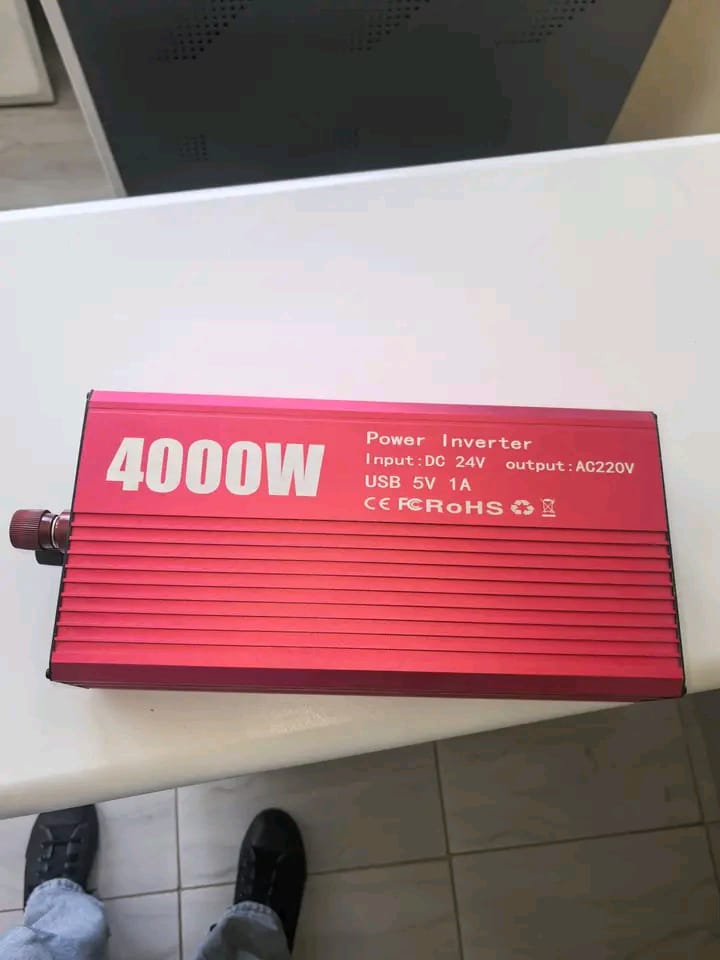 1200VA / 600W Power Inverter